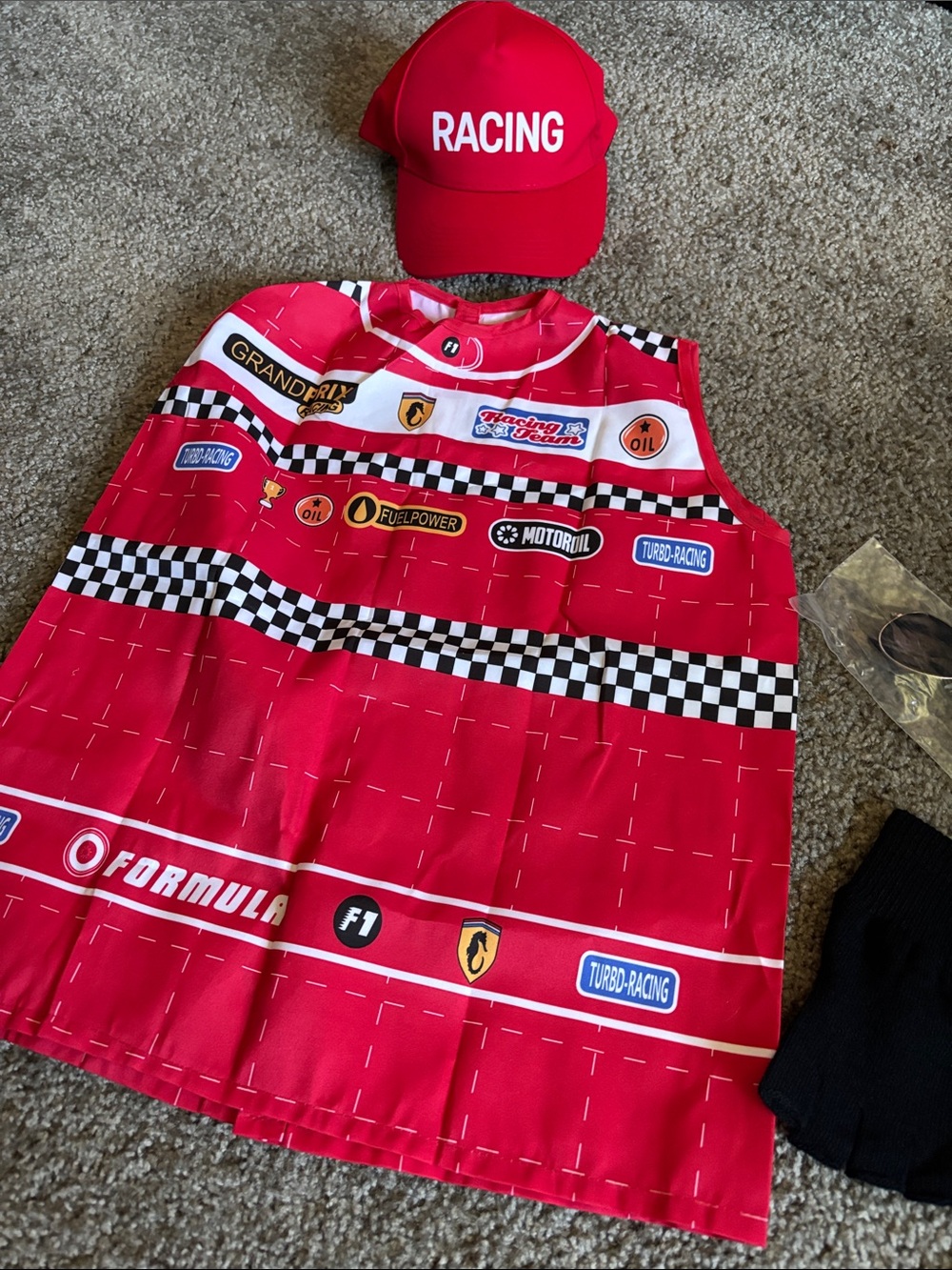 Red Racing Cap and Formula Racing Tank Top Set - Picture 4 of 8